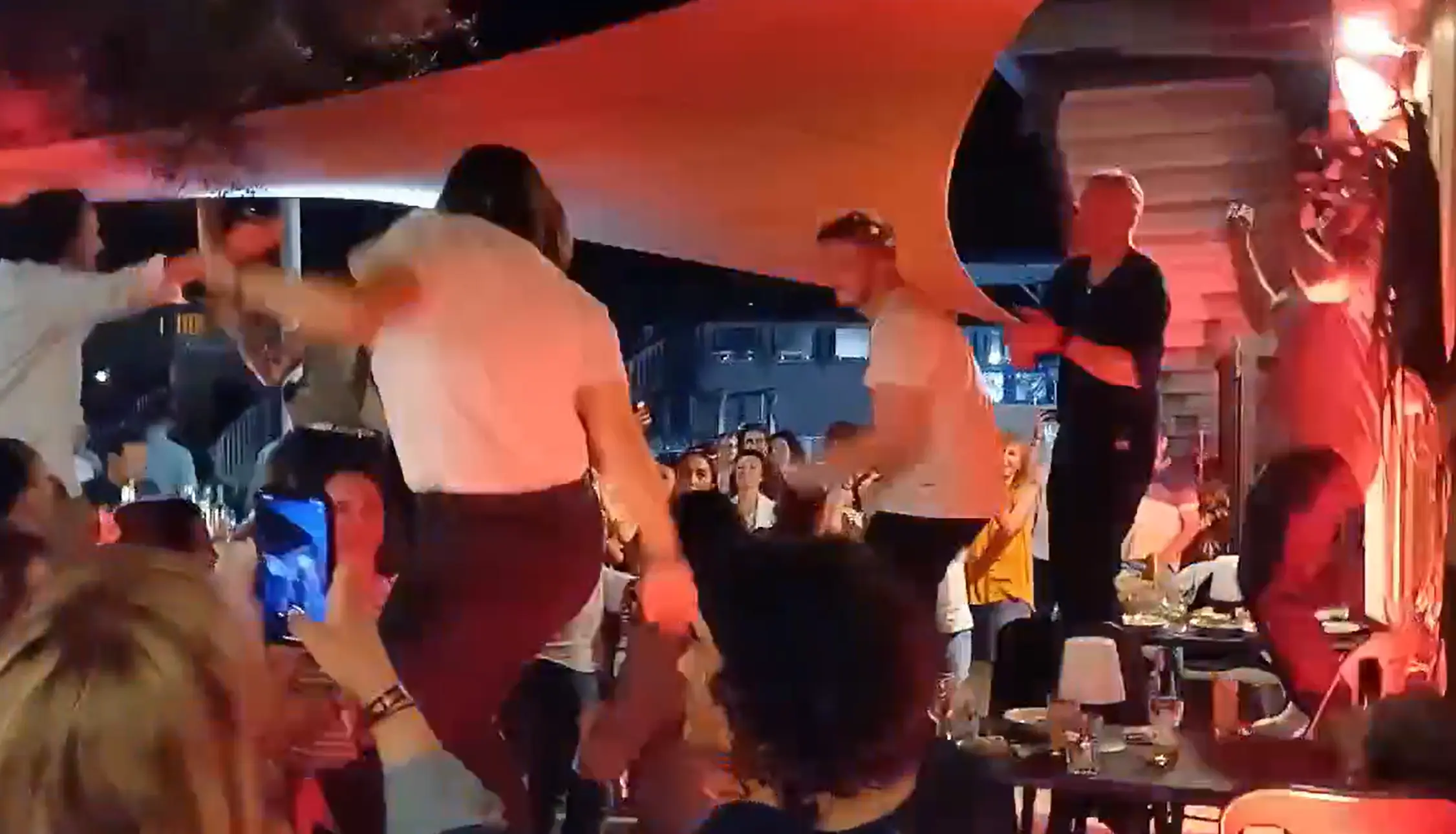 Ambiance soirée entreprise Cap d'Agde